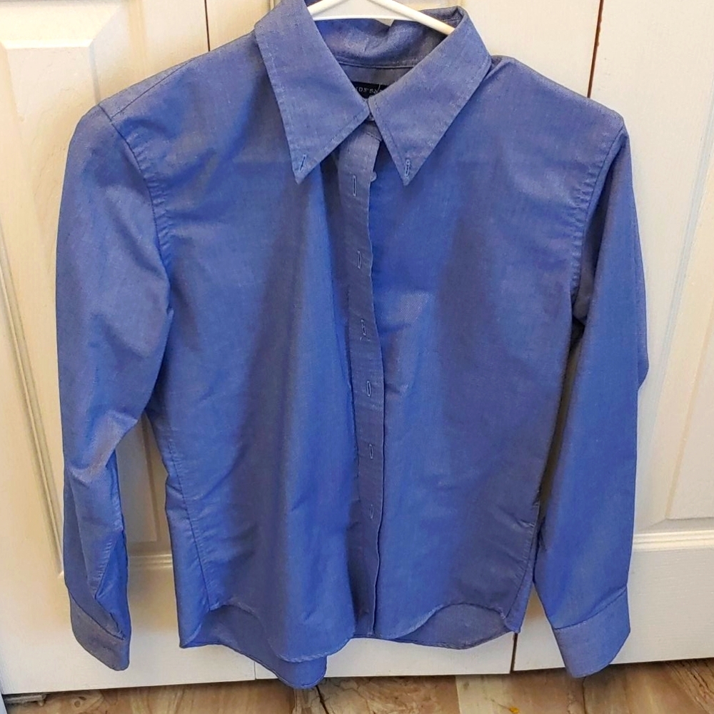 Lands end blue button up dress shirt size 6